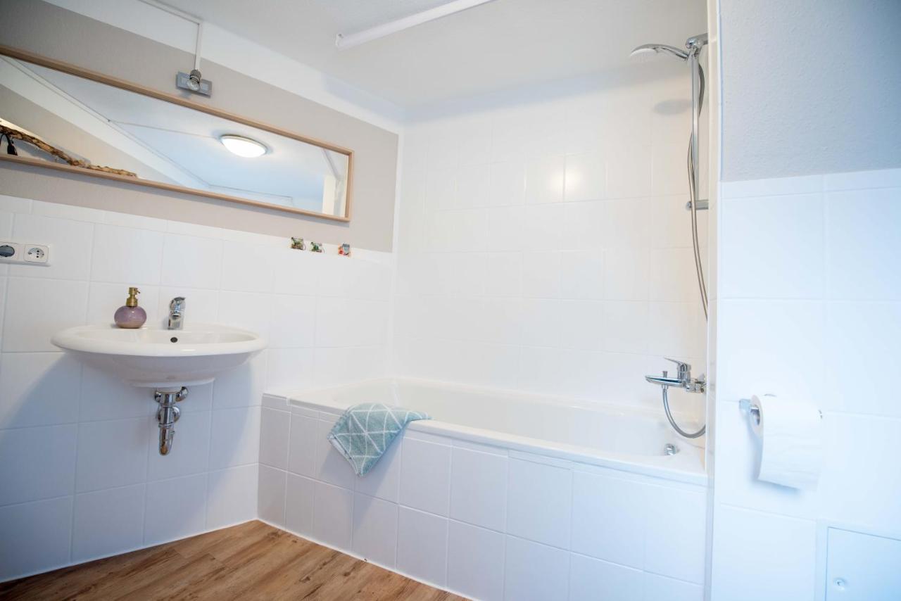 Stilvolle Ferienwohnung Am Historischen Nikolaitor Eisenach Bagian luar foto